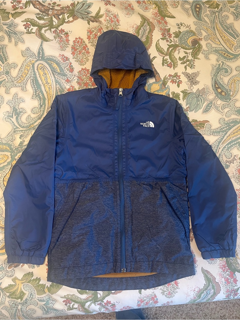 The North Face Boys Warm Storm jacket (size M 10/12)